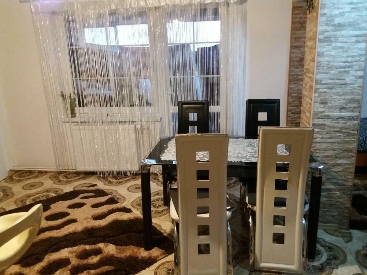 Privat U Damiana Apartment Velky Slavkov Ngoại thất bức ảnh